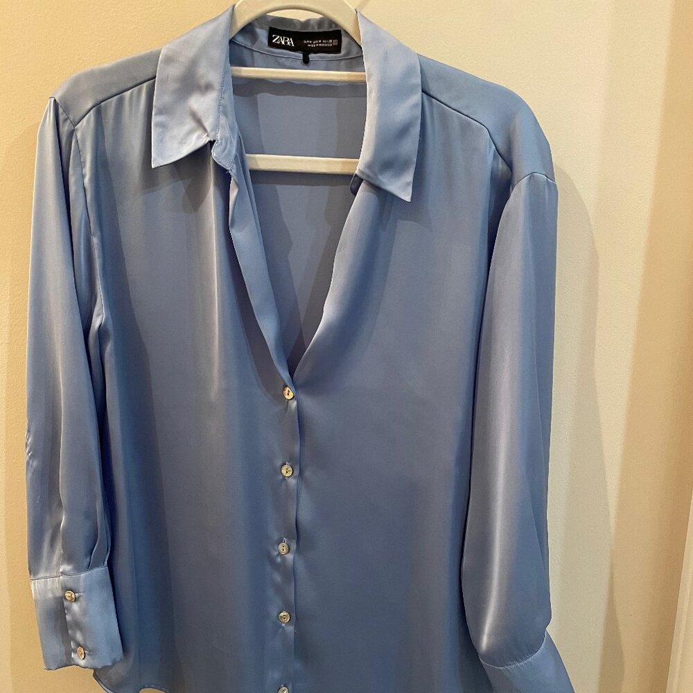 Zara Satin Button Front Blouse Light Blue Collared Shirt Size M